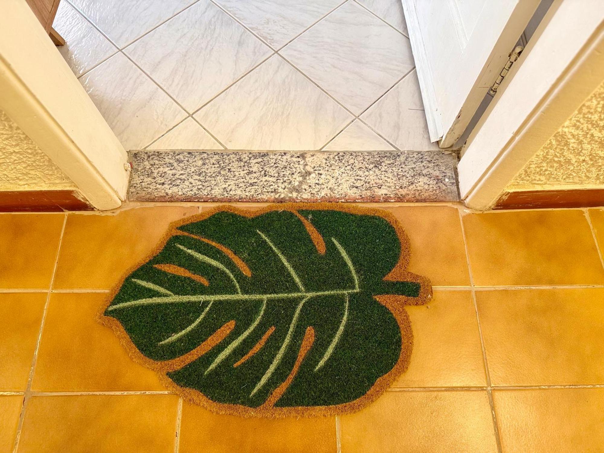 Charming 1 Block From Ipanema Rio de Janeiro